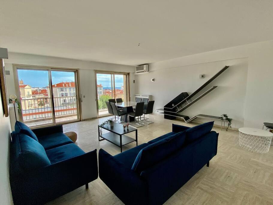 Central -300M Palais- Seaview-A/C-Wifi-Spacieux كان المظهر الخارجي الصورة