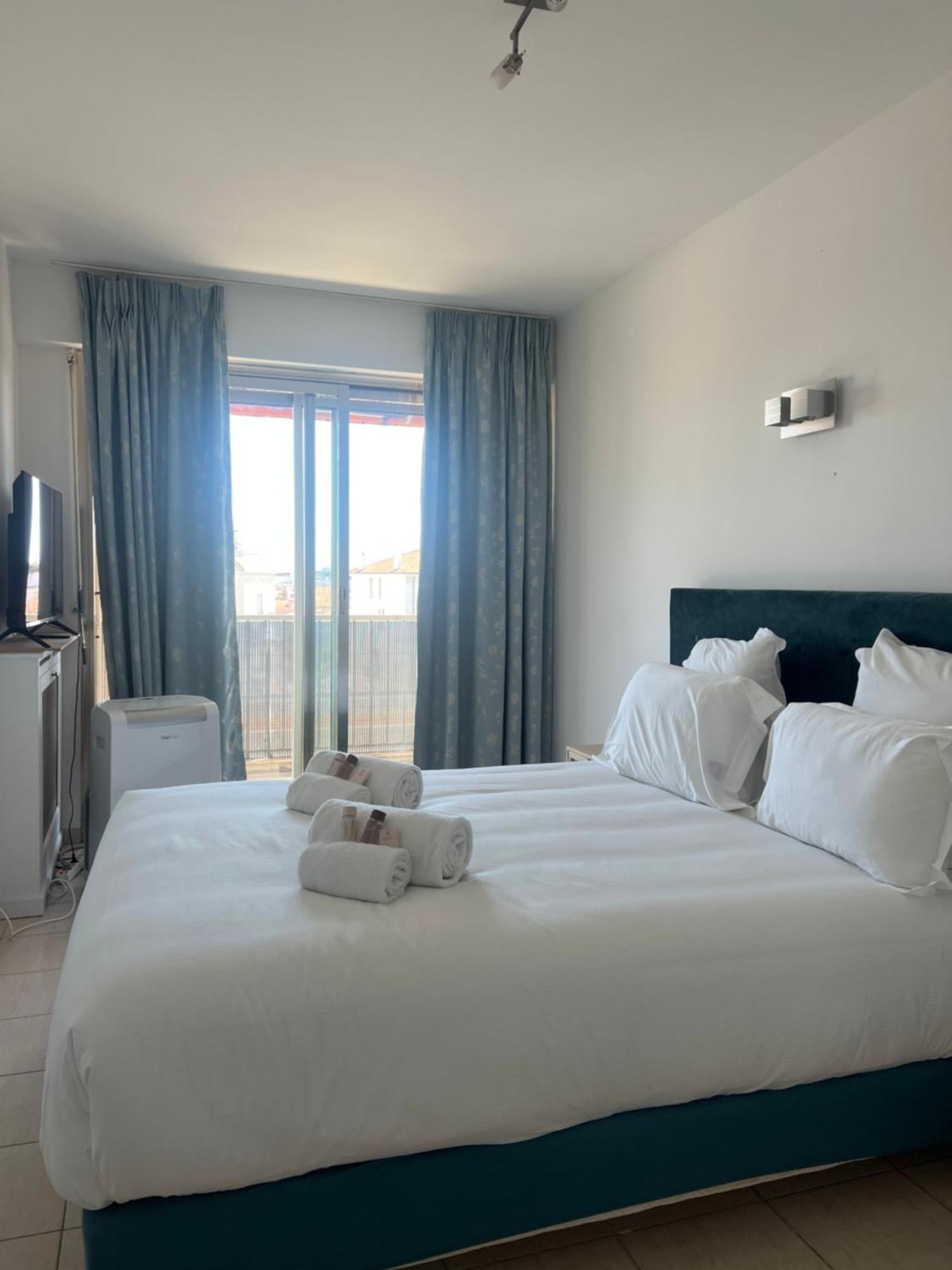 Central -300M Palais- Seaview-A/C-Wifi-Spacieux كان المظهر الخارجي الصورة